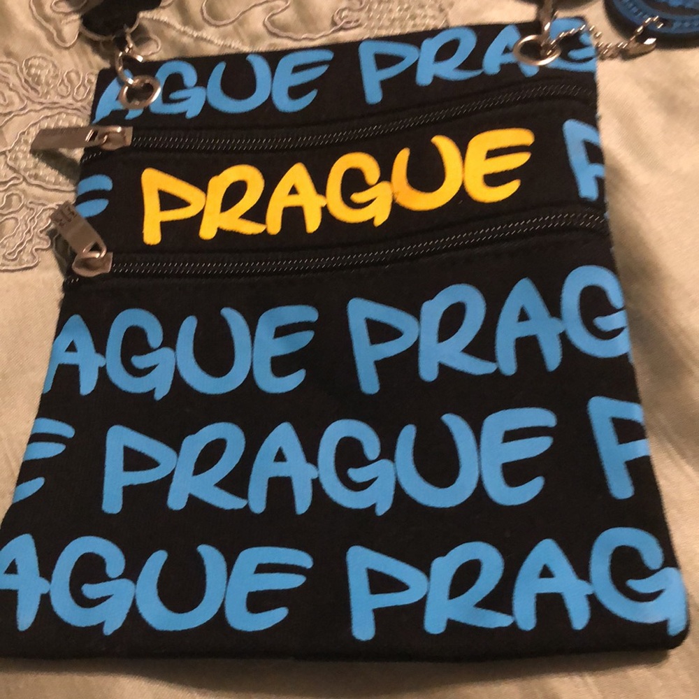 Great little PRAGUE Cross body purse. Like new